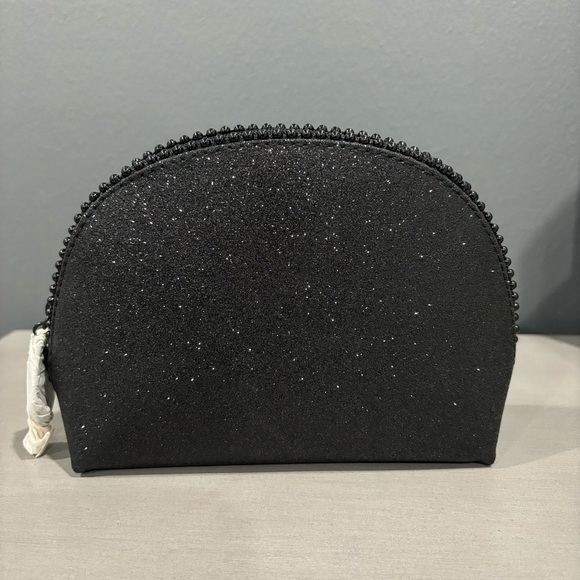 Mac Makeup Bag - Picture 2 of 7